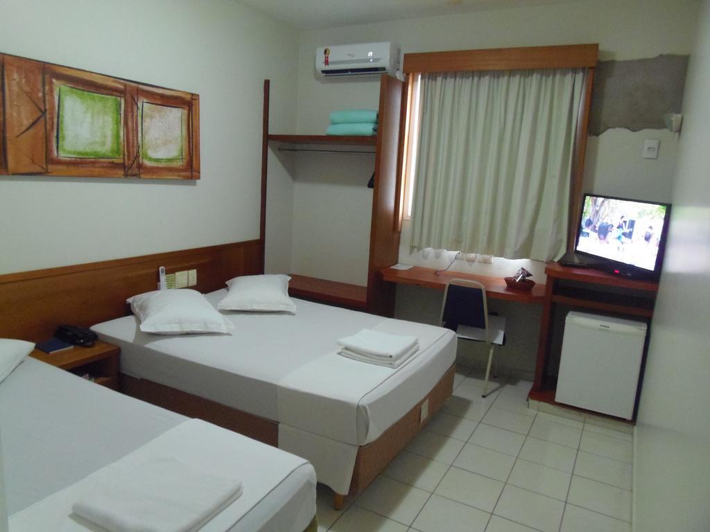 Sanare Hotel Ουμπερλάντια Εξωτερικό φωτογραφία