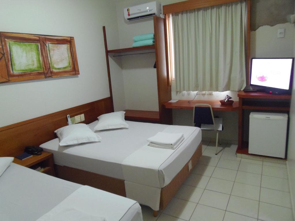 Sanare Hotel Ουμπερλάντια Εξωτερικό φωτογραφία