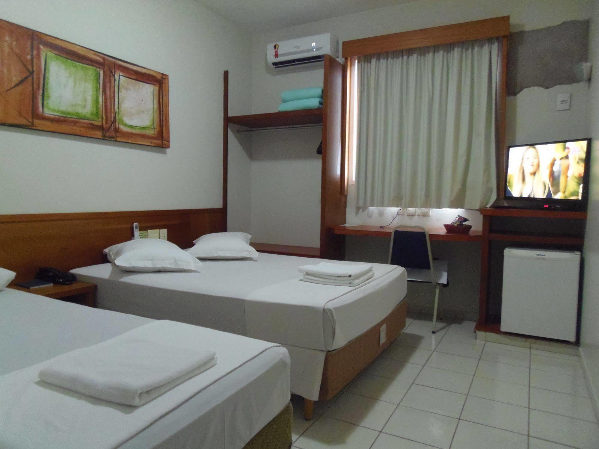 Sanare Hotel Ουμπερλάντια Εξωτερικό φωτογραφία